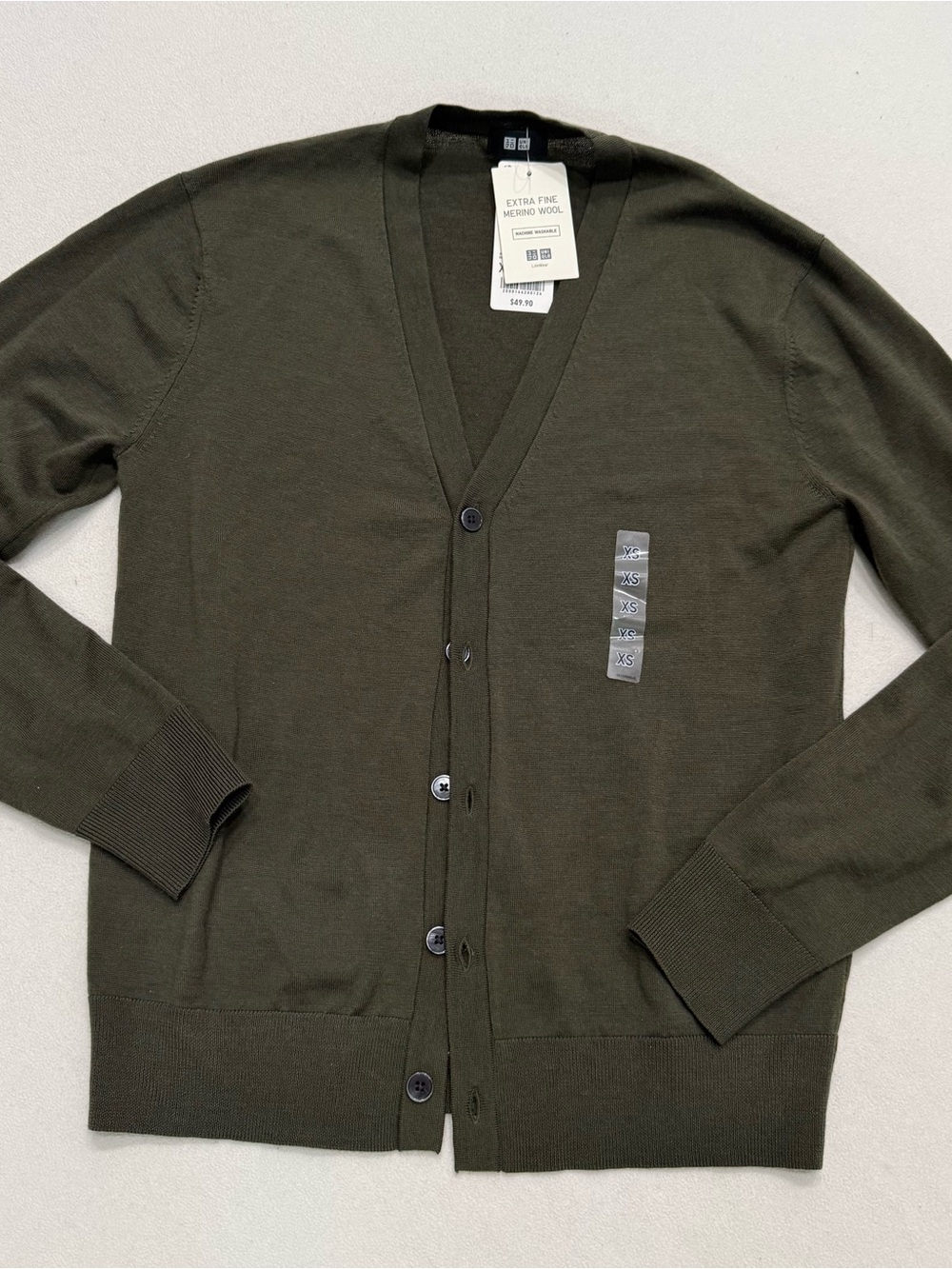 Uniqlo Men's V-Neck Merino Wool Cardigan - Olive